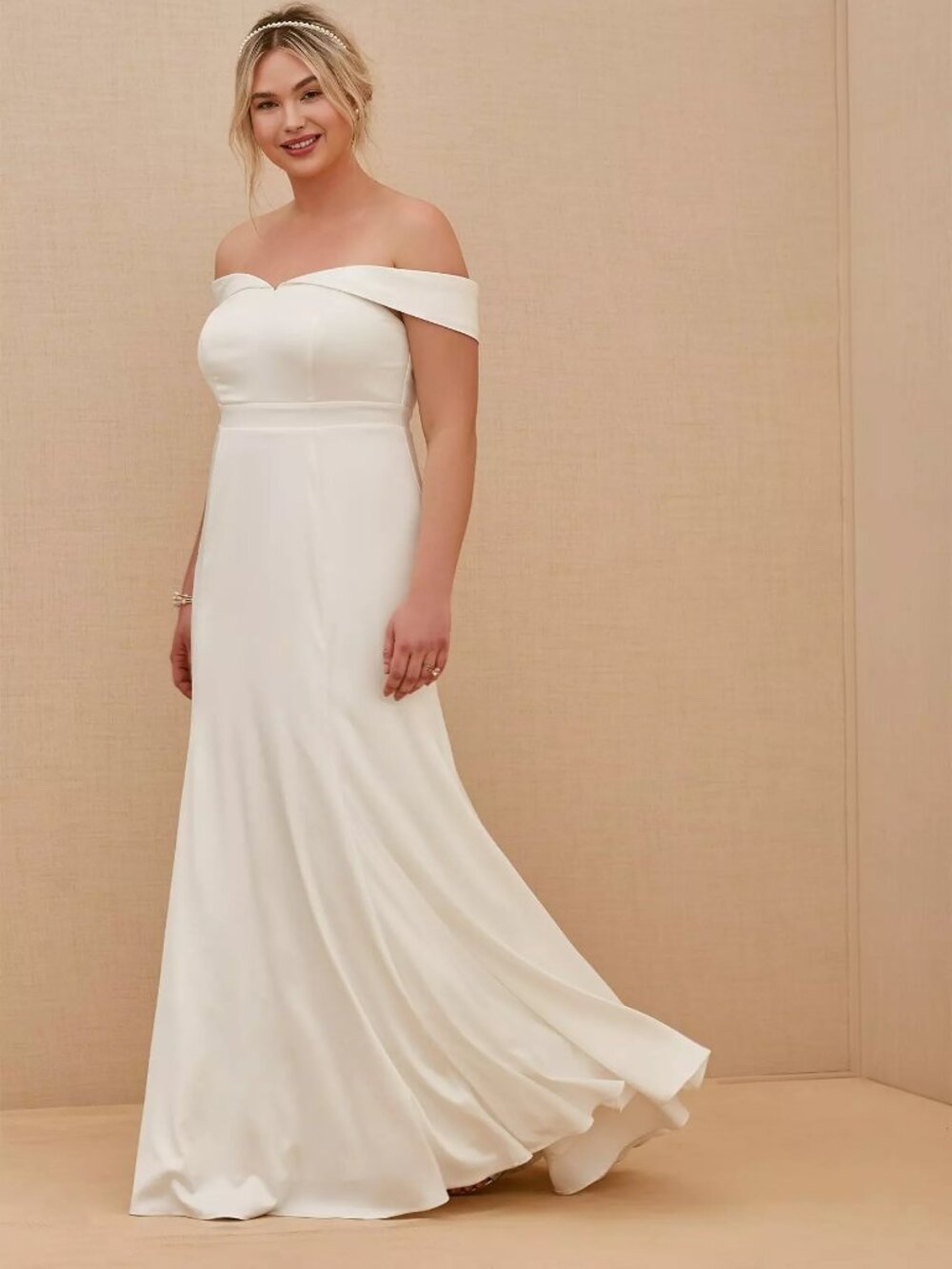 NWT Torrid Ivory Satin Off Shoulder Mermaid Wedding Dress